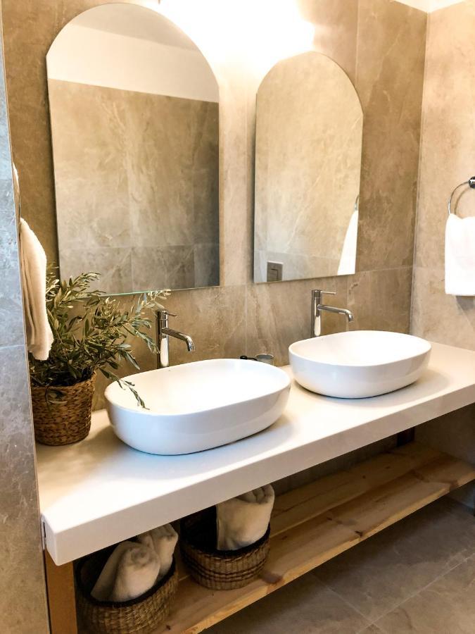 Luxury Villa Anemone With Private Pool 파스티다 외부 사진