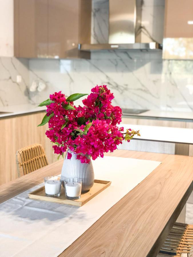 Luxury Villa Anemone With Private Pool 파스티다 외부 사진