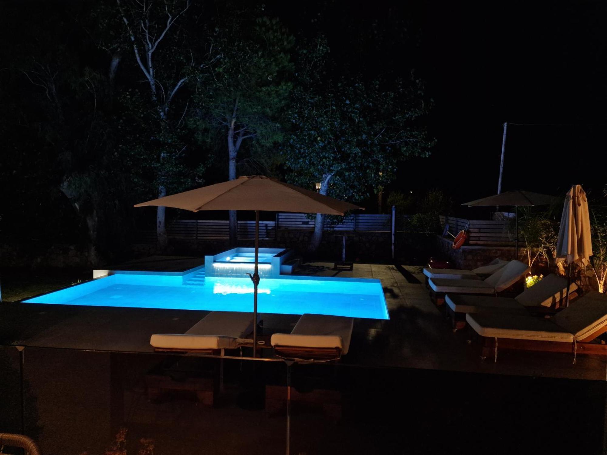 Luxury Villa Anemone With Private Pool 파스티다 외부 사진